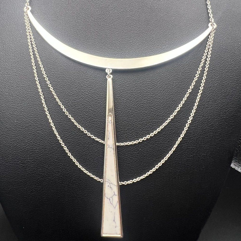 Stella & Dot Silver and White Necklace
